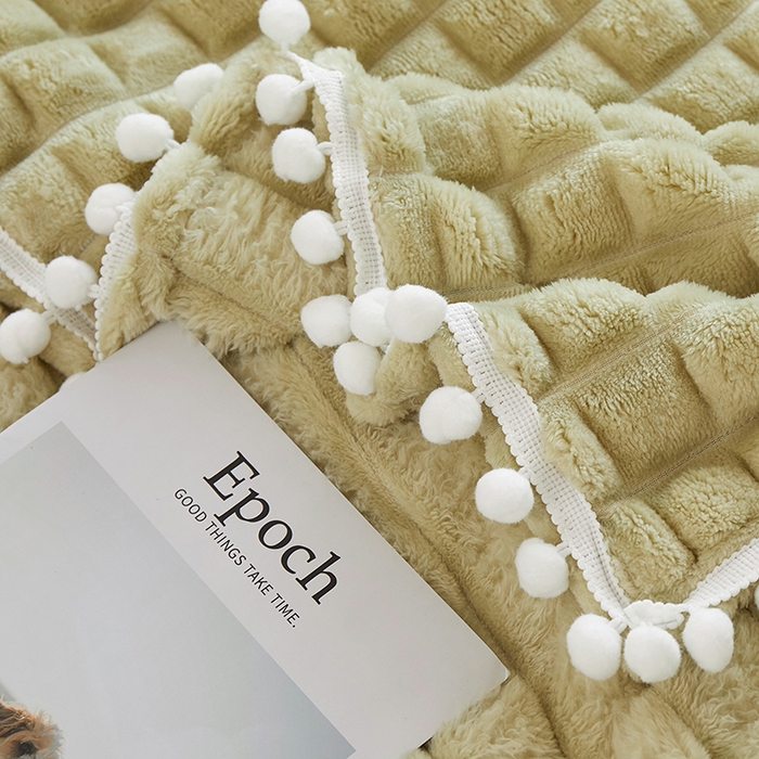 91家纺网 家纺一手货源 找家纺 楼兰公主2025新款云感梦境毛球毯  柠檬黄