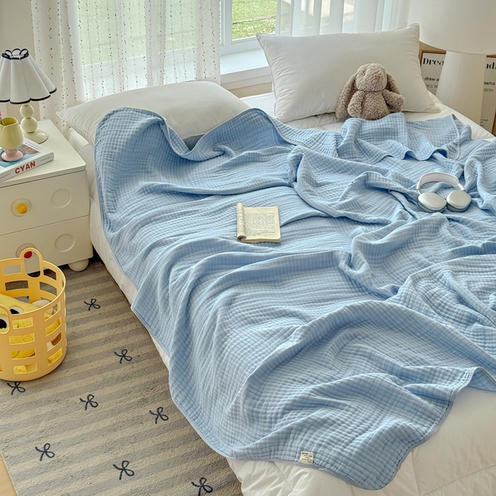 91家纺网 家纺一手货源 找家纺 棠薇家纺 2025新款A类日韩无印风泡泡纱六层素色纯色盖毯毛巾被夏被皱皱毯婴幼毯浴巾 泡泡纱天蓝