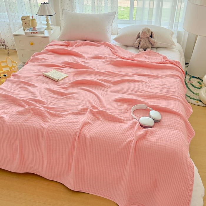 91家纺网 家纺一手货源 找家纺 棠薇家纺 2025新款A类日韩无印风泡泡纱六层素色纯色盖毯毛巾被夏被皱皱毯婴幼毯浴巾 泡泡纱桃粉