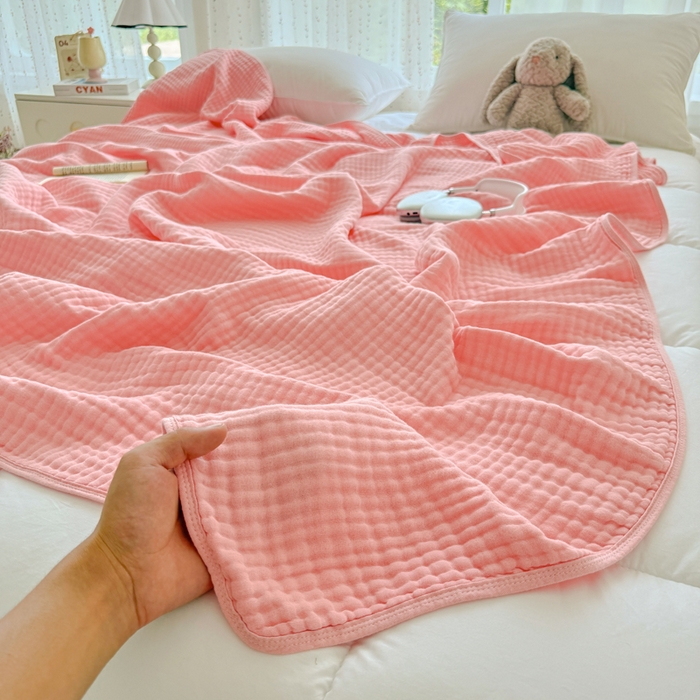 91家纺网 家纺一手货源 找家纺 棠薇家纺 2025新款A类日韩无印风泡泡纱六层素色纯色盖毯毛巾被夏被皱皱毯婴幼毯浴巾 泡泡纱桃粉