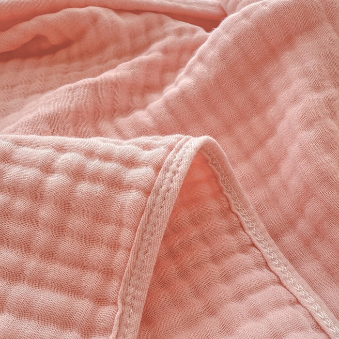 91家纺网 家纺一手货源 找家纺 棠薇家纺 2025新款A类日韩无印风泡泡纱六层素色纯色盖毯毛巾被夏被皱皱毯婴幼毯浴巾 泡泡纱桃粉