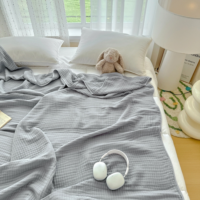 91家纺网 家纺一手货源 找家纺 棠薇家纺 2025新款A类日韩无印风泡泡纱六层素色纯色盖毯毛巾被夏被皱皱毯婴幼毯浴巾 泡泡纱雾蓝