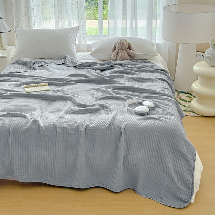 91家纺网 家纺一手货源 找家纺 棠薇家纺 2025新款A类日韩无印风泡泡纱六层素色纯色盖毯毛巾被夏被皱皱毯婴幼毯浴巾 泡泡纱雾蓝