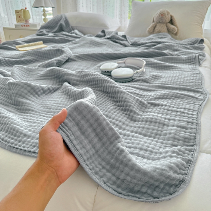 91家纺网 家纺一手货源 找家纺 棠薇家纺 2025新款A类日韩无印风泡泡纱六层素色纯色盖毯毛巾被夏被皱皱毯婴幼毯浴巾 泡泡纱雾蓝