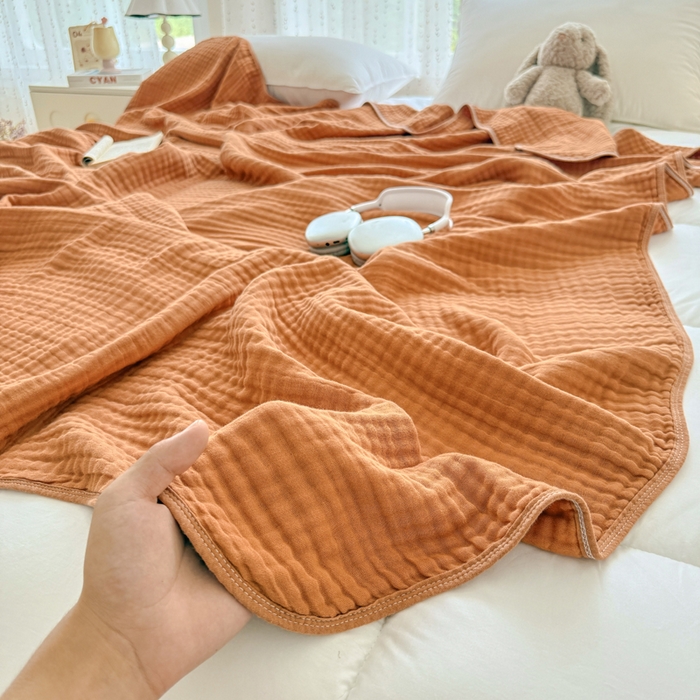 91家纺网 家纺一手货源 找家纺 棠薇家纺 2025新款A类日韩无印风泡泡纱六层素色纯色盖毯毛巾被夏被皱皱毯婴幼毯浴巾 泡泡纱焦糖色