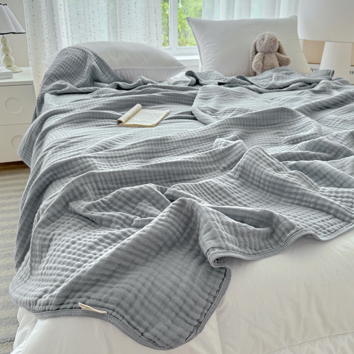 91家纺网 家纺一手货源 找家纺 棠薇家纺 2025新款A类日韩无印风泡泡纱六层素色纯色盖毯毛巾被夏被皱皱毯婴幼毯浴巾 泡泡纱雾蓝