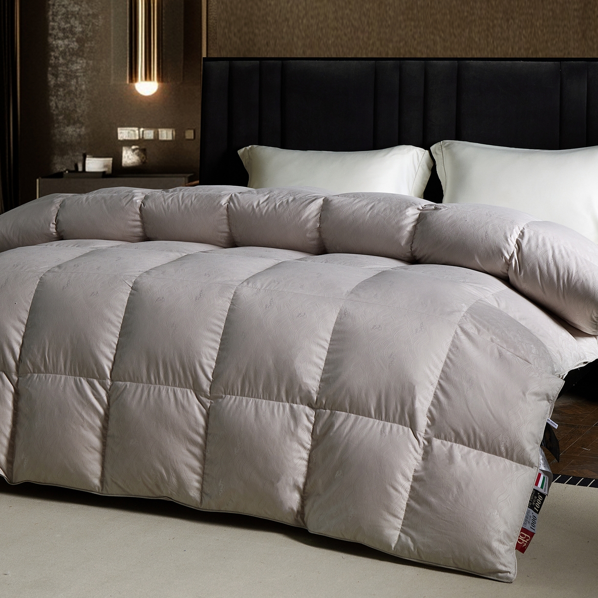 91家纺网 家纺一手货源 找家纺 御眠纺羽绒被壳 2025新款高精密全棉提花高端羽绒被壳羽绒被 灰色