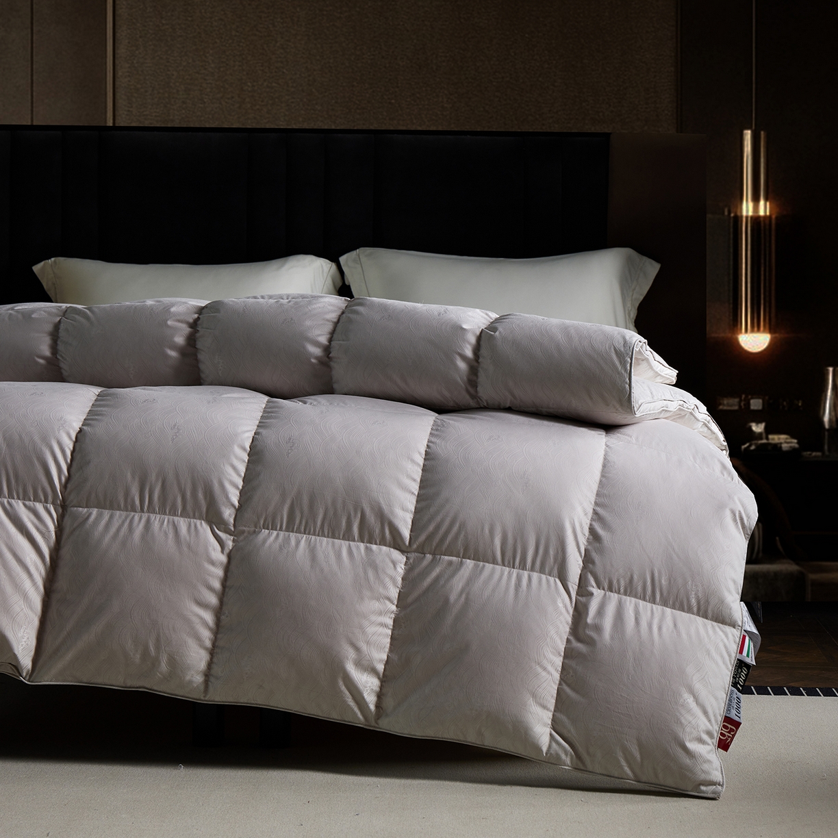 91家纺网 家纺一手货源 找家纺 御眠纺羽绒被壳 2025新款高精密全棉提花高端羽绒被壳羽绒被 灰色