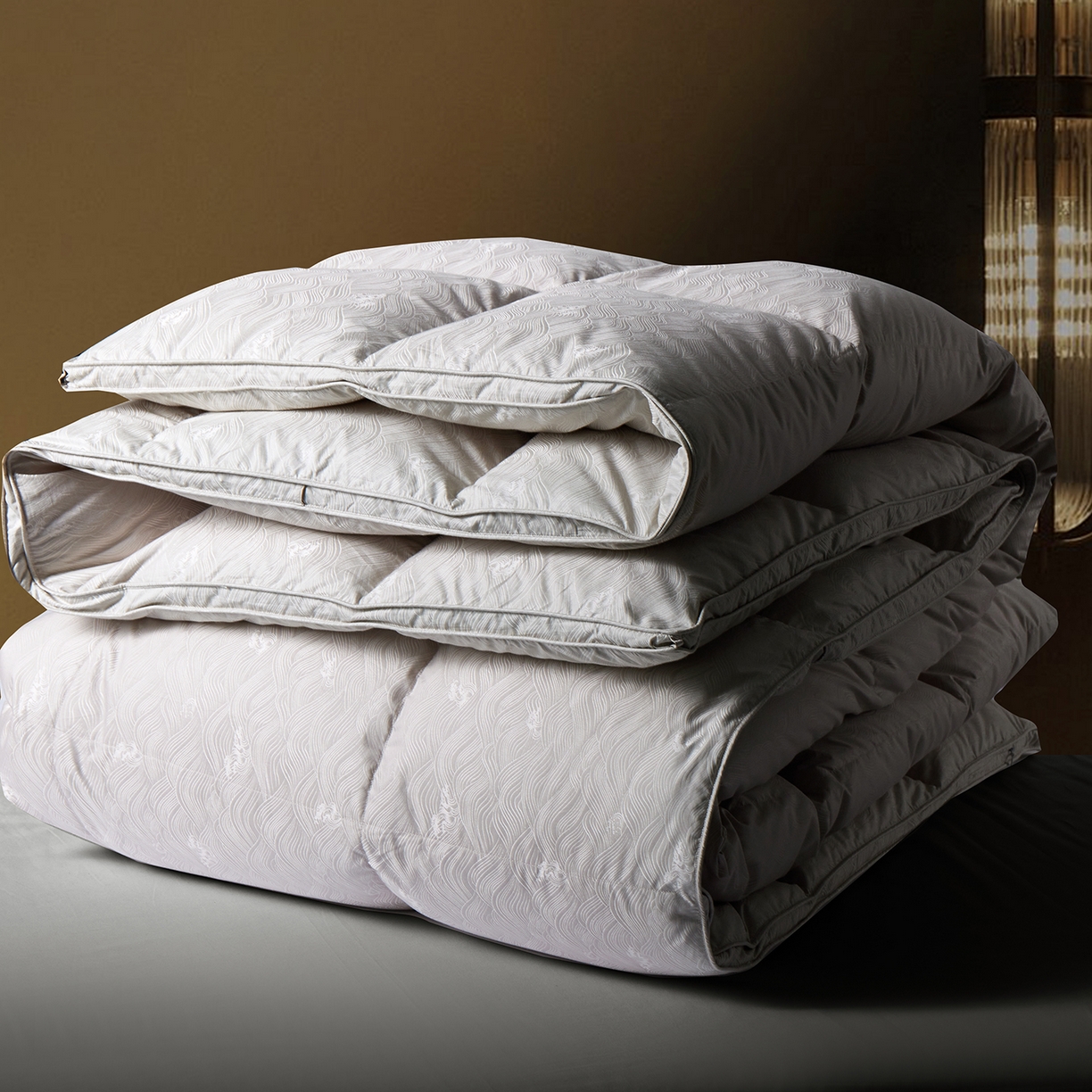 91家纺网 家纺一手货源 找家纺 御眠纺羽绒被壳 2025新款高精密全棉提花高端羽绒被壳羽绒被 灰色