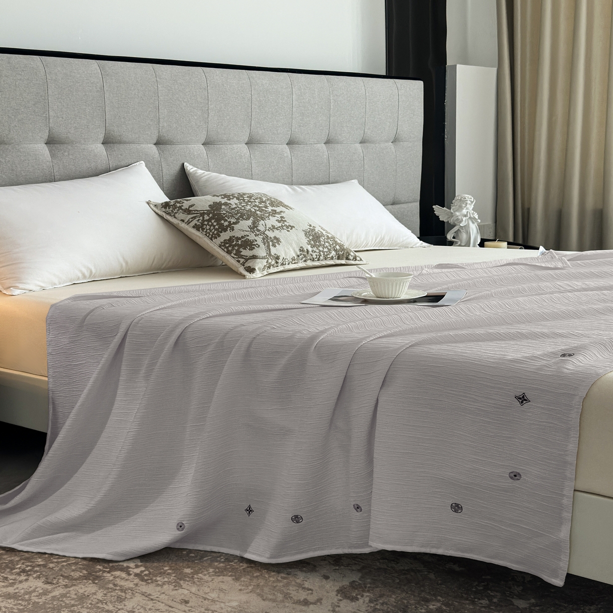 91家纺网 家纺一手货源 找家纺 乐嘉盈 2025新款双层纱布毯 高级灰