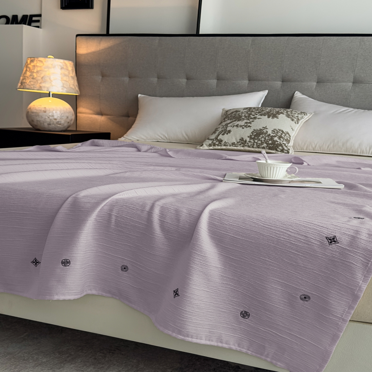 91家纺网 家纺一手货源 找家纺 乐嘉盈 2025新款双层纱布毯 香芋紫