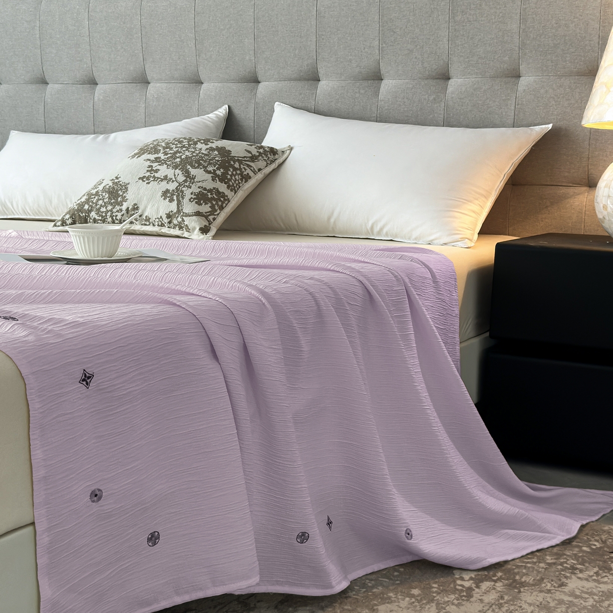 91家纺网 家纺一手货源 找家纺 乐嘉盈 2025新款双层纱布毯 香芋紫