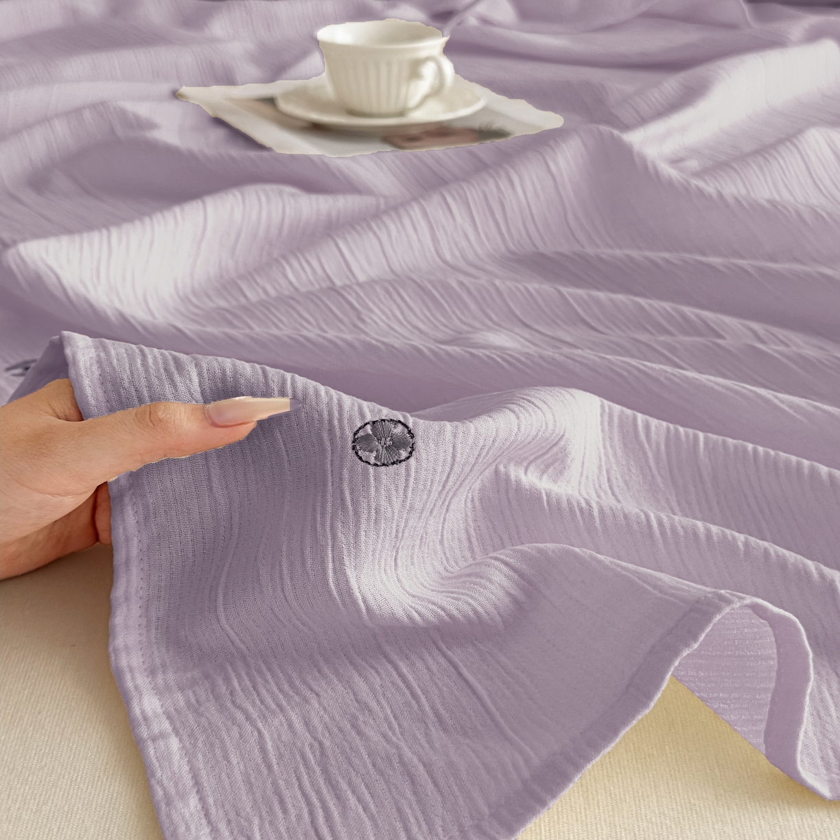 91家纺网 家纺一手货源 找家纺 乐嘉盈 2025新款双层纱布毯 香芋紫