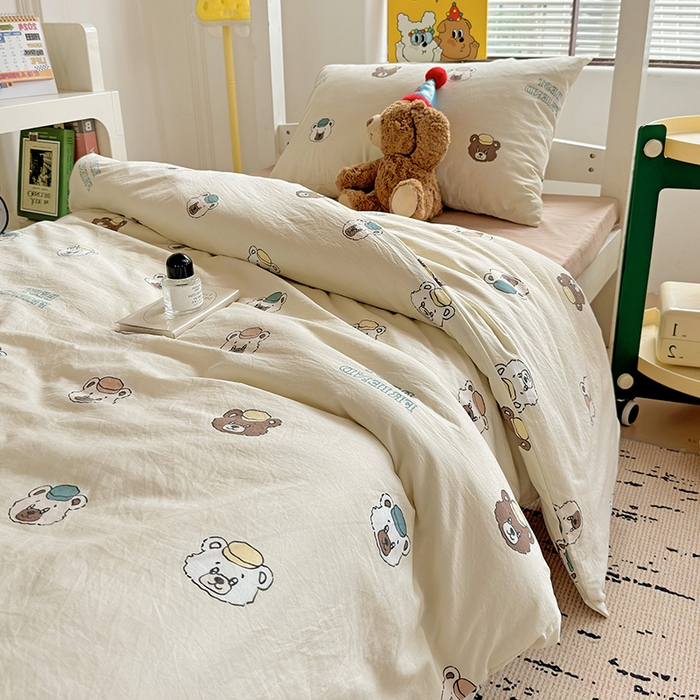 91家纺网 家纺一手货源 找家纺 港岛妹妹 2025新款云朵水洗工艺学生床宿舍上下铺三件套 熊熊公仔