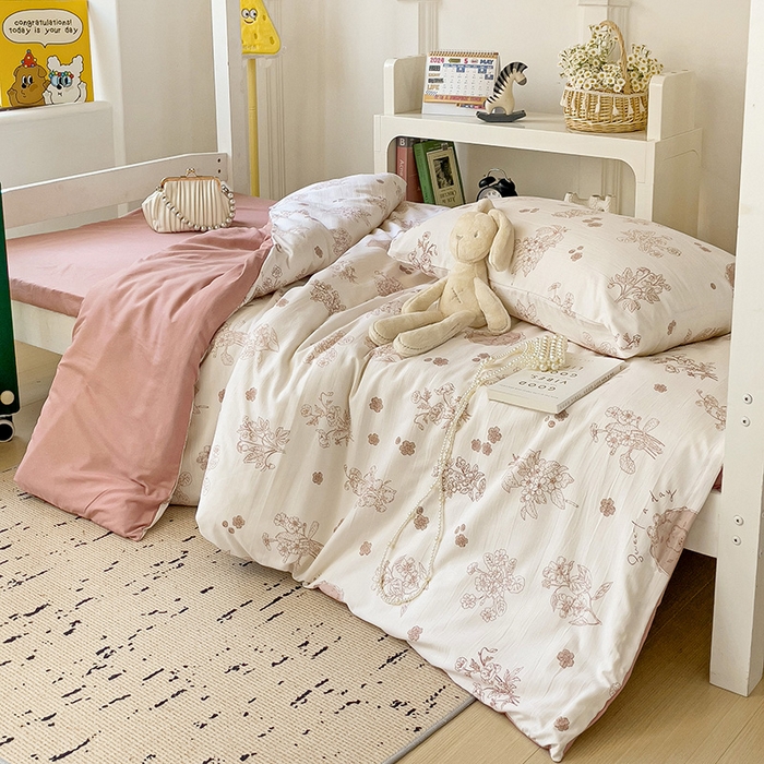 91家纺网 家纺一手货源 找家纺 海岛哥哥 2025新款云朵水洗棉学生床宿舍上下铺三件套 爱意浓