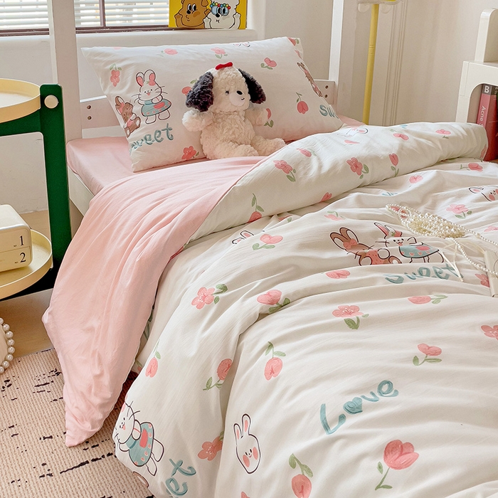 91家纺网 家纺一手货源 找家纺 海岛哥哥 2025新款云朵水洗棉学生床宿舍上下铺三件套 粉花兔