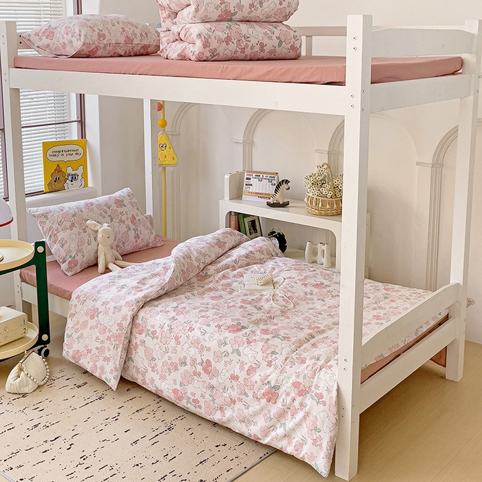 91家纺网 家纺一手货源 找家纺 海岛哥哥 2025新款云朵水洗棉学生床宿舍上下铺三件套 乖粉熊