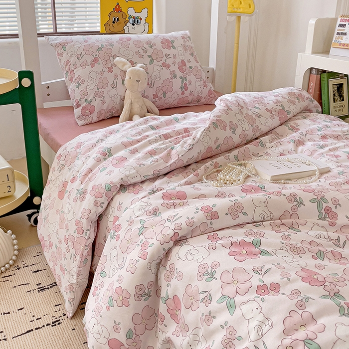 91家纺网 家纺一手货源 找家纺 海岛哥哥 2025新款云朵水洗棉学生床宿舍上下铺三件套 乖粉熊