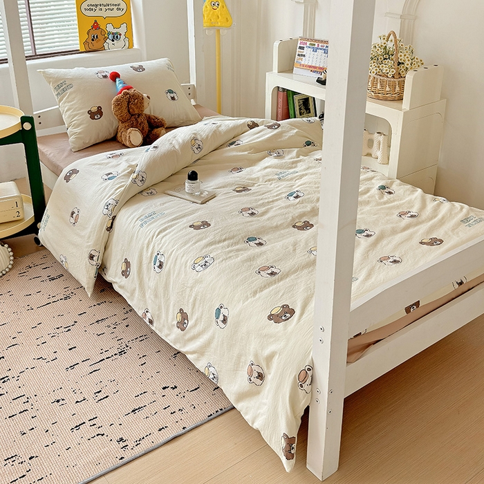 91家纺网 家纺一手货源 找家纺 海岛哥哥 2025新款云朵水洗棉学生床宿舍上下铺三件套 熊熊公仔