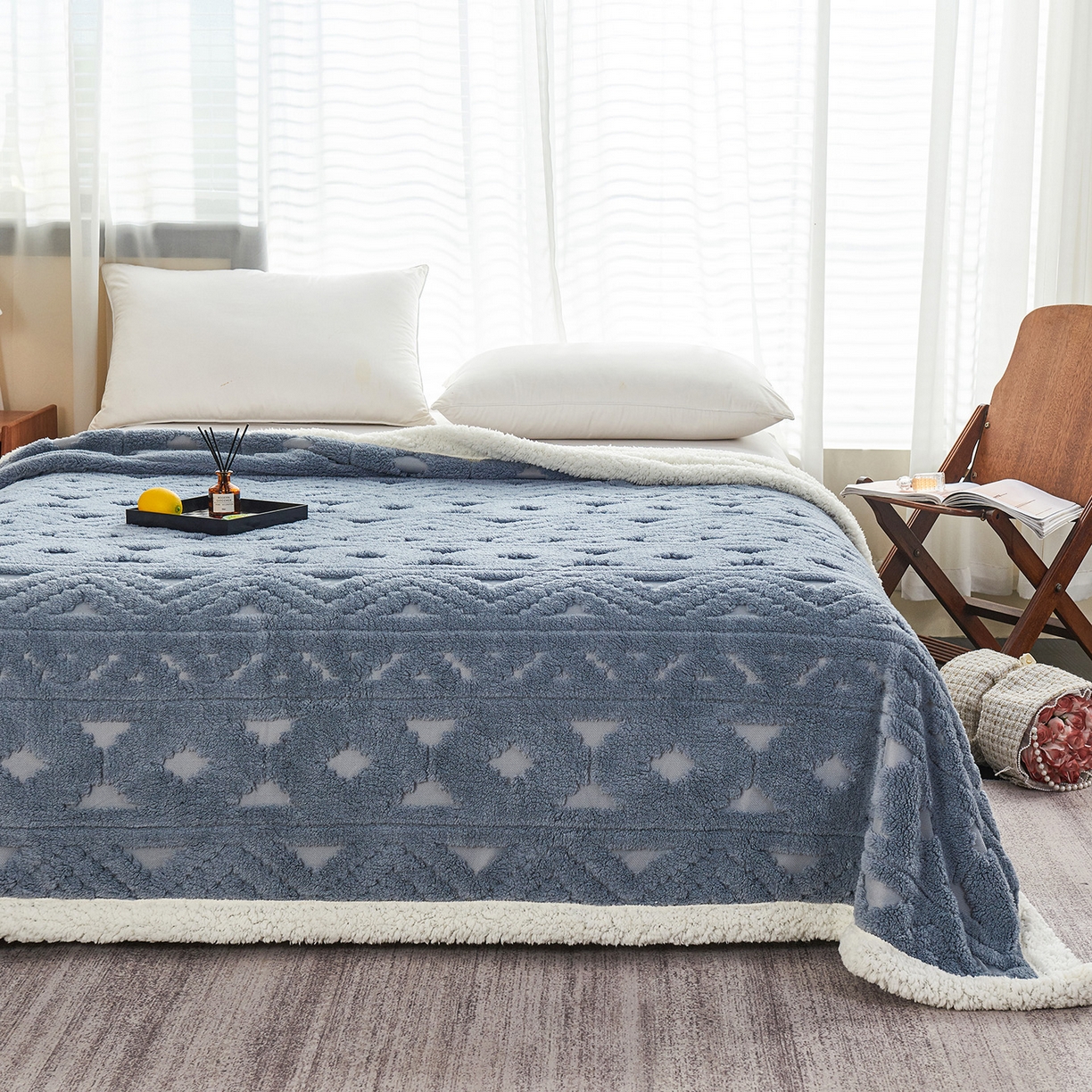 91家纺网 家纺一手货源 找家纺 缦纱 2025新款提花舒棉绒镂空塔芙绒羊羔绒双层毛毯跨境电商 韵律-雾蓝