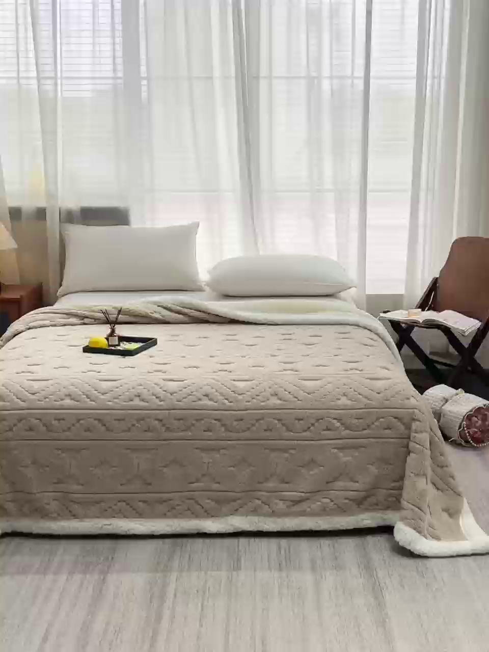 91家纺网 家纺一手货源 找家纺 缦纱 2025新款提花舒棉绒镂空塔芙绒羊羔绒双层毛毯跨境电商 韵律-米咖