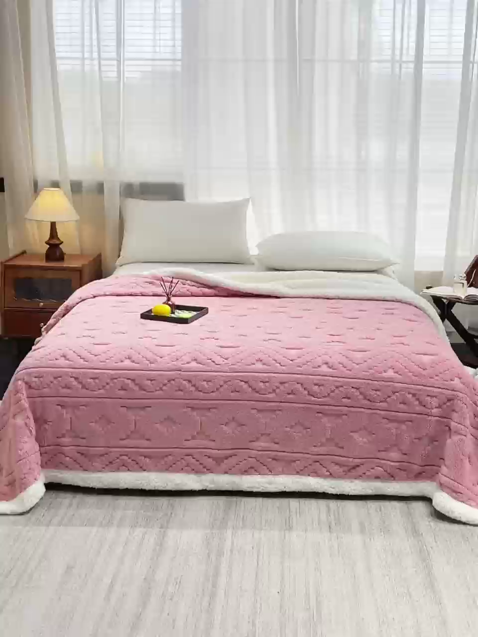 91家纺网 家纺一手货源 找家纺 缦纱 2025新款提花舒棉绒镂空塔芙绒羊羔绒双层毛毯跨境电商 韵律-豆沙