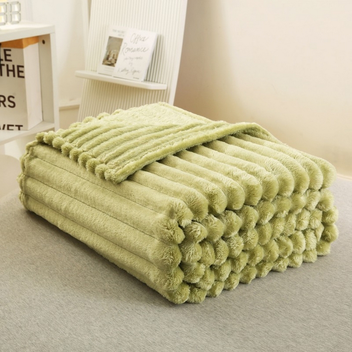 缦纱 2025新款跨境电商仿兔毛4cm抽条毛毯牛奶绒毛毯加厚午睡毯 苹果绿