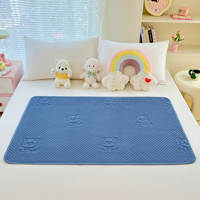 缦纱 2025新款A防水隔尿垫-爱豆熊系列 爱豆熊隔尿垫-海洋蓝
