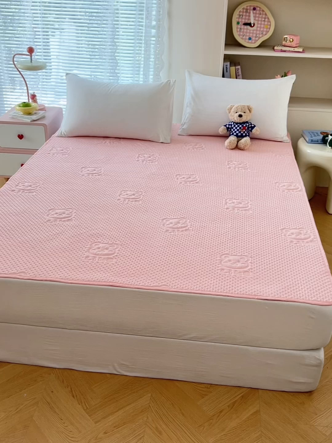 91家纺网 家纺一手货源 找家纺 （总）缦纱 2025新款A防水隔尿垫-爱豆熊系列