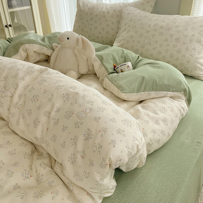 91家纺网 家纺一手货源 找家纺 瑞莱 2025新款开学季全棉纯棉萌趣印花四件套 兔兔紫罗兰