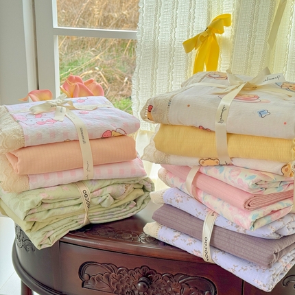 艾特你 2025新款云感双层纱镂空花边四件套 组合图仅供参考