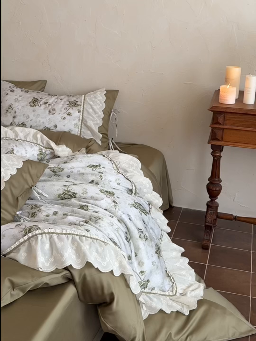 91家纺网 家纺一手货源 找家纺 （总）佳汐蓝家纺 2025新款亲肤舒适100支全棉纯棉贡缎数码印花四件套