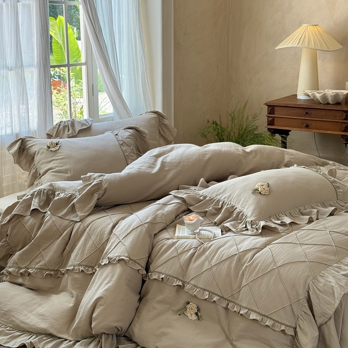 91家纺网 家纺一手货源 找家纺 （总）佳汐蓝家纺 2025新款亲肤舒适打褶荷叶边双层皱皱纱四件套