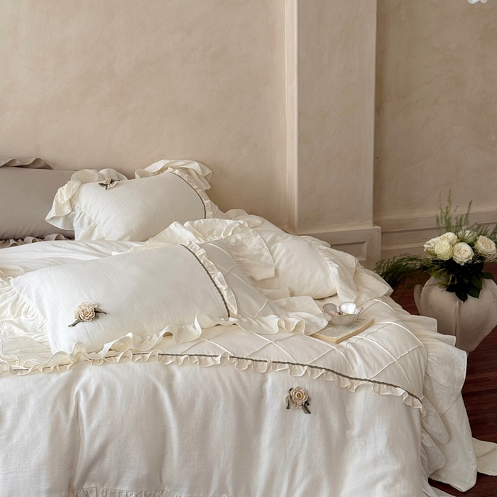 91家纺网 家纺一手货源 找家纺 佳汐蓝家纺 2025新款亲肤舒适打褶荷叶边双层皱皱纱四件套 普罗旺斯-珍珠米