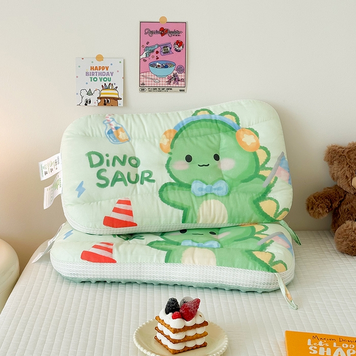 91家纺网 家纺一手货源 找家纺 嗨生活 2025新款A类大版卡通手绘AB版儿童豆豆枕枕芯系列 恐龙宝宝 40*60cm/只
