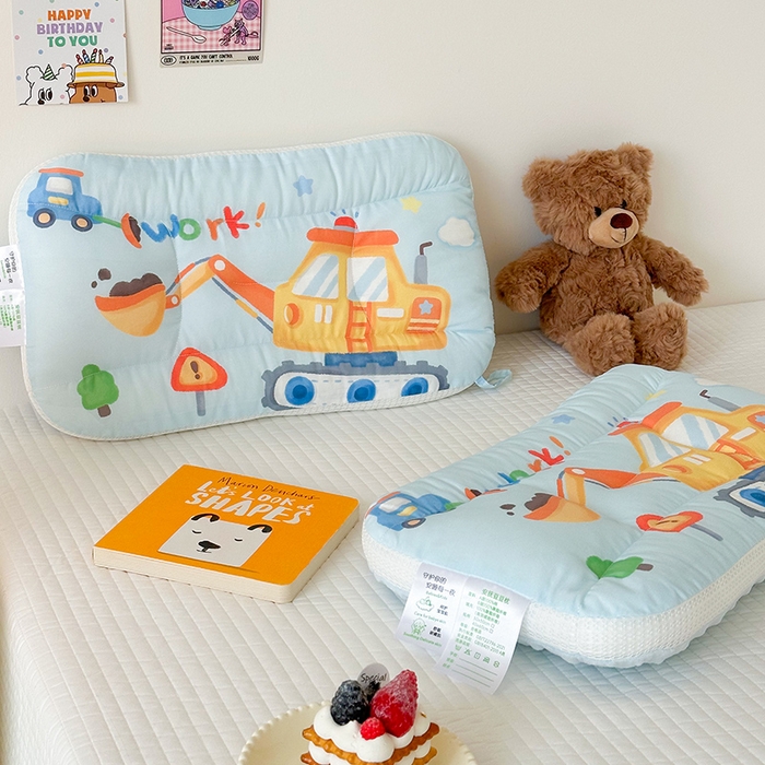 91家纺网 家纺一手货源 找家纺 嗨生活 2025新款A类大版卡通手绘AB版儿童豆豆枕枕芯系列 蓝色挖掘 30*50cm/只