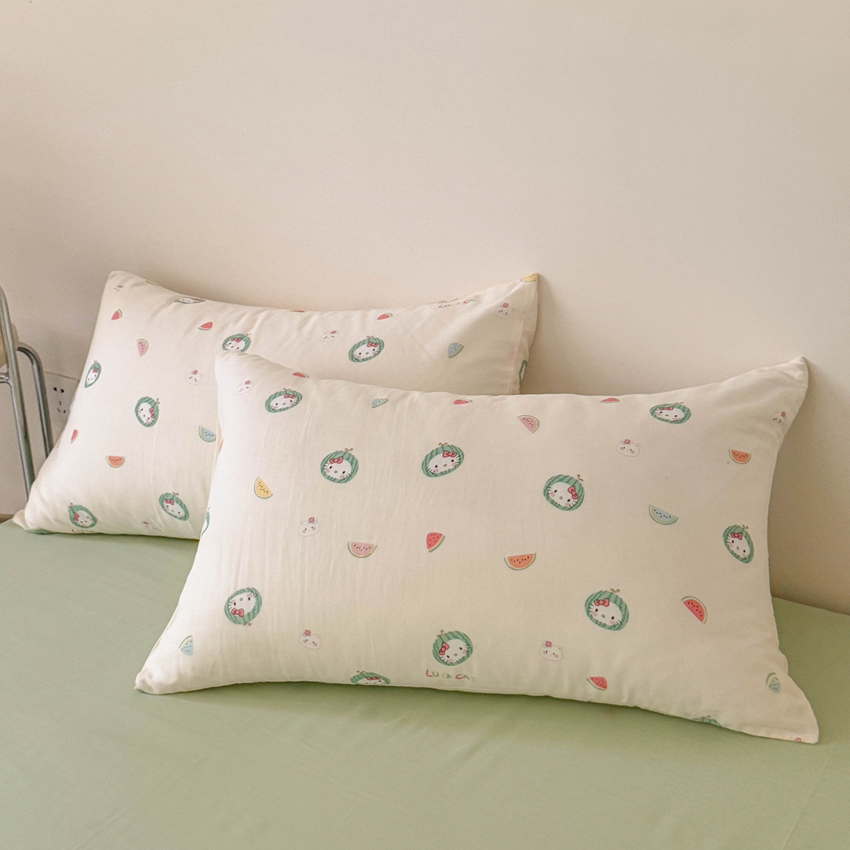 91家纺网 家纺一手货源 找家纺 麦伦家居 2025新款A类全棉纯棉有氧双层纱人字纹提花四件套 西瓜猫