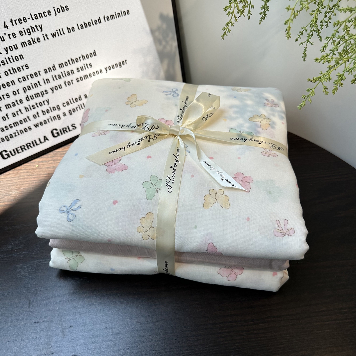 91家纺网 家纺一手货源 找家纺 麦伦家居 2025新款A类全棉纯棉有氧双层纱人字纹提花四件套 彩蝶