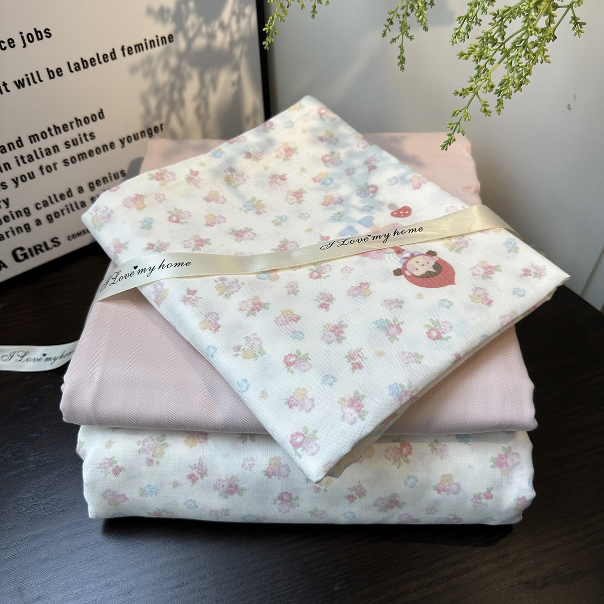 91家纺网 家纺一手货源 找家纺 麦伦家居 2025新款A类全棉纯棉有氧双层纱人字纹提花四件套 小红帽