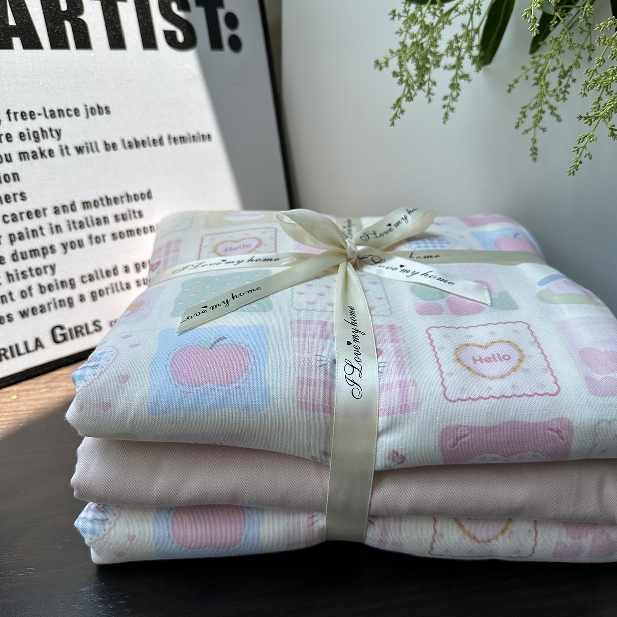 91家纺网 家纺一手货源 找家纺 麦伦家居 2025新款A类全棉纯棉有氧双层纱人字纹提花四件套 方格猫咪