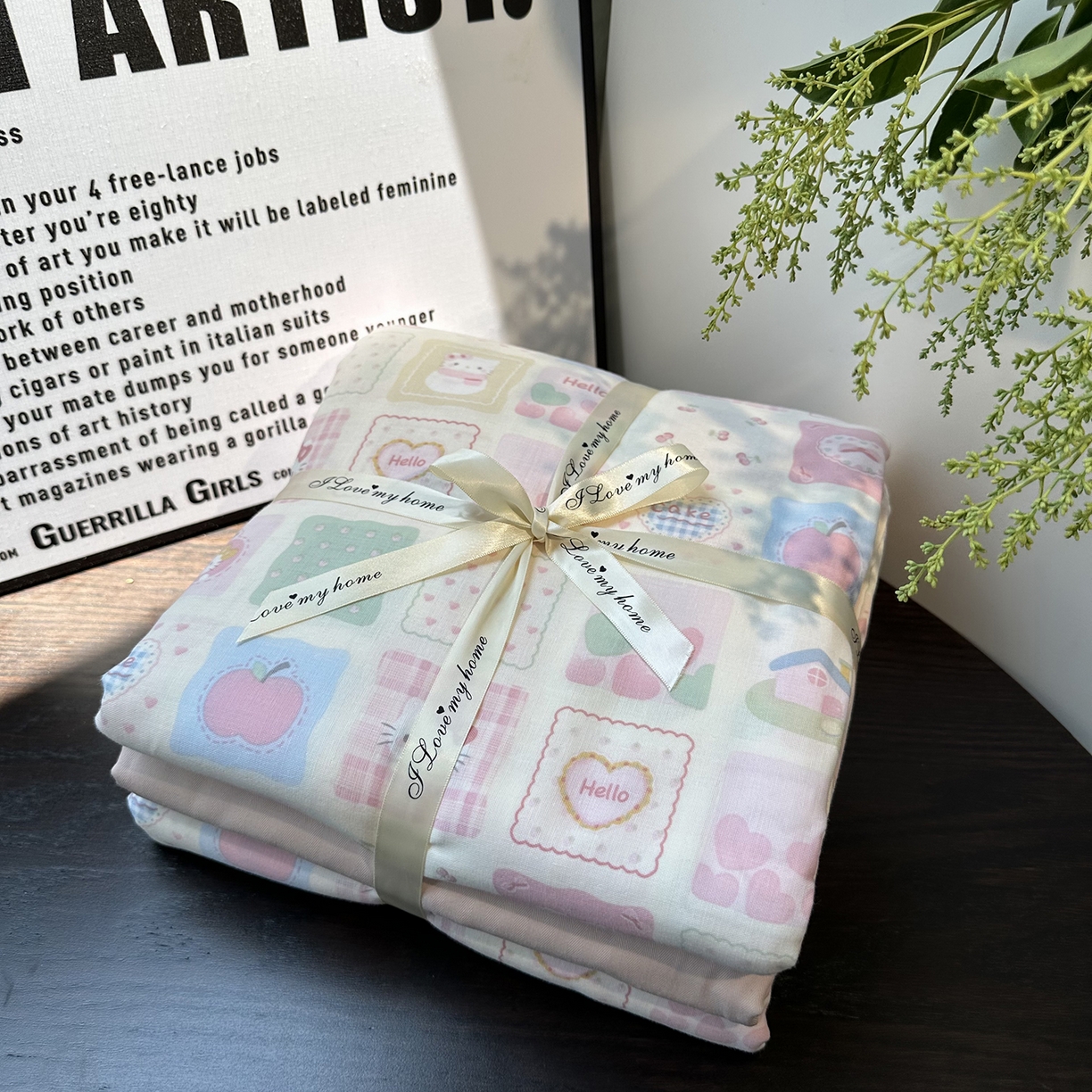 91家纺网 家纺一手货源 找家纺 麦伦家居 2025新款A类全棉纯棉有氧双层纱人字纹提花四件套 方格猫咪