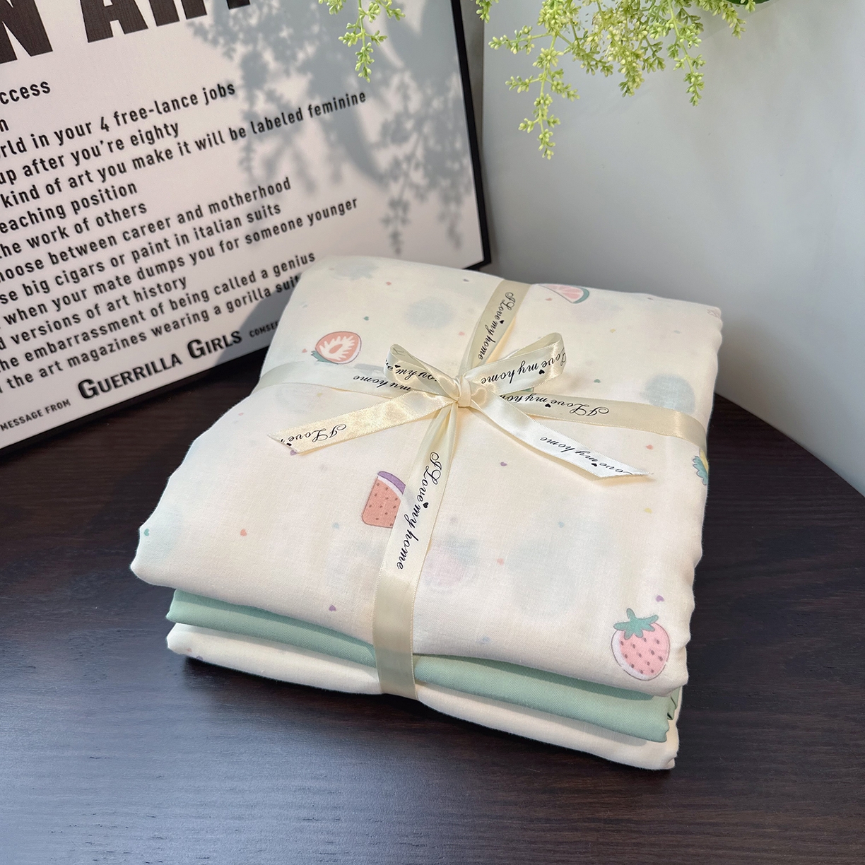 91家纺网 家纺一手货源 找家纺 麦伦家居 2025新款A类全棉纯棉有氧双层纱人字纹提花四件套 水果派