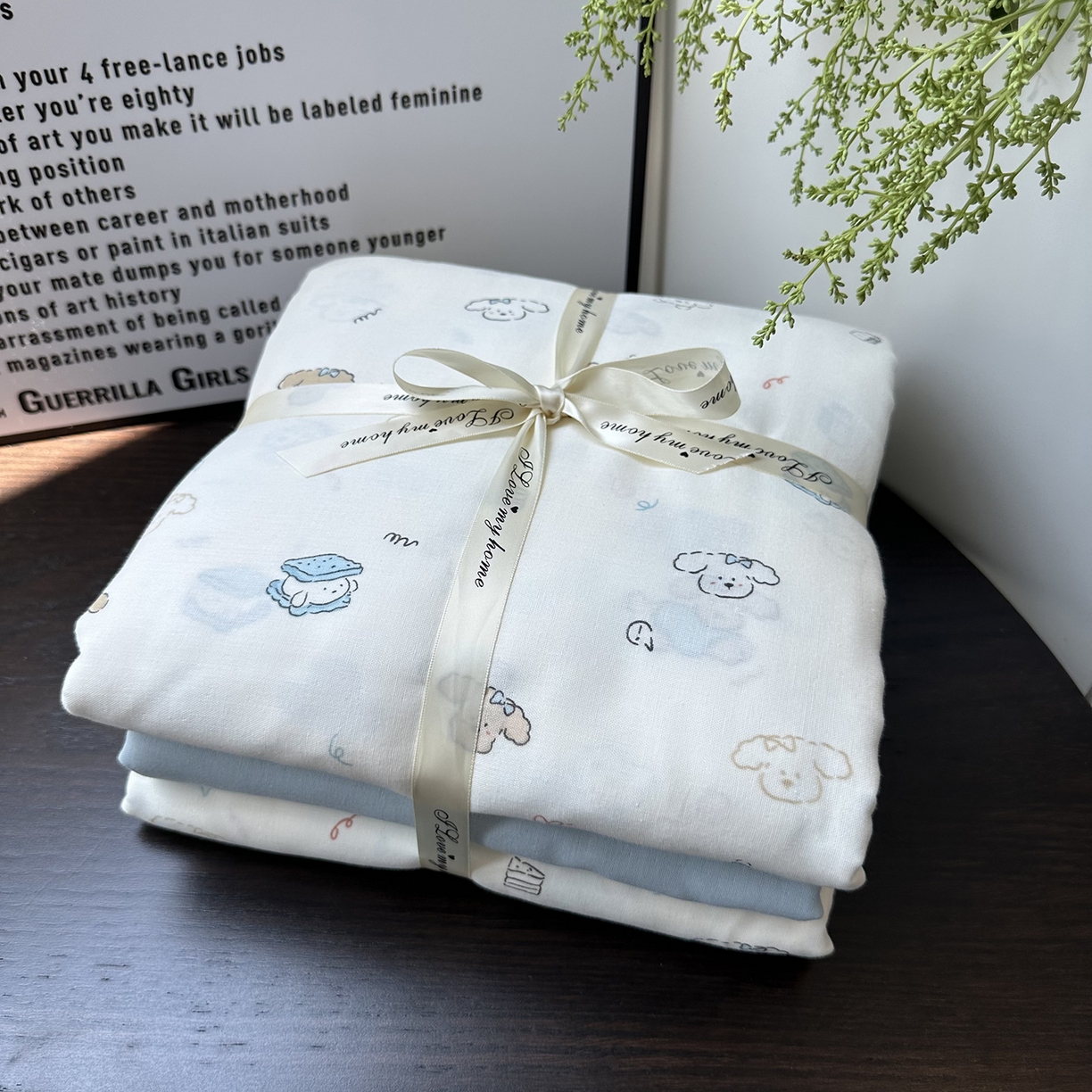 91家纺网 家纺一手货源 找家纺 麦伦家居 2025新款A类全棉纯棉有氧双层纱人字纹提花四件套 卷毛狗