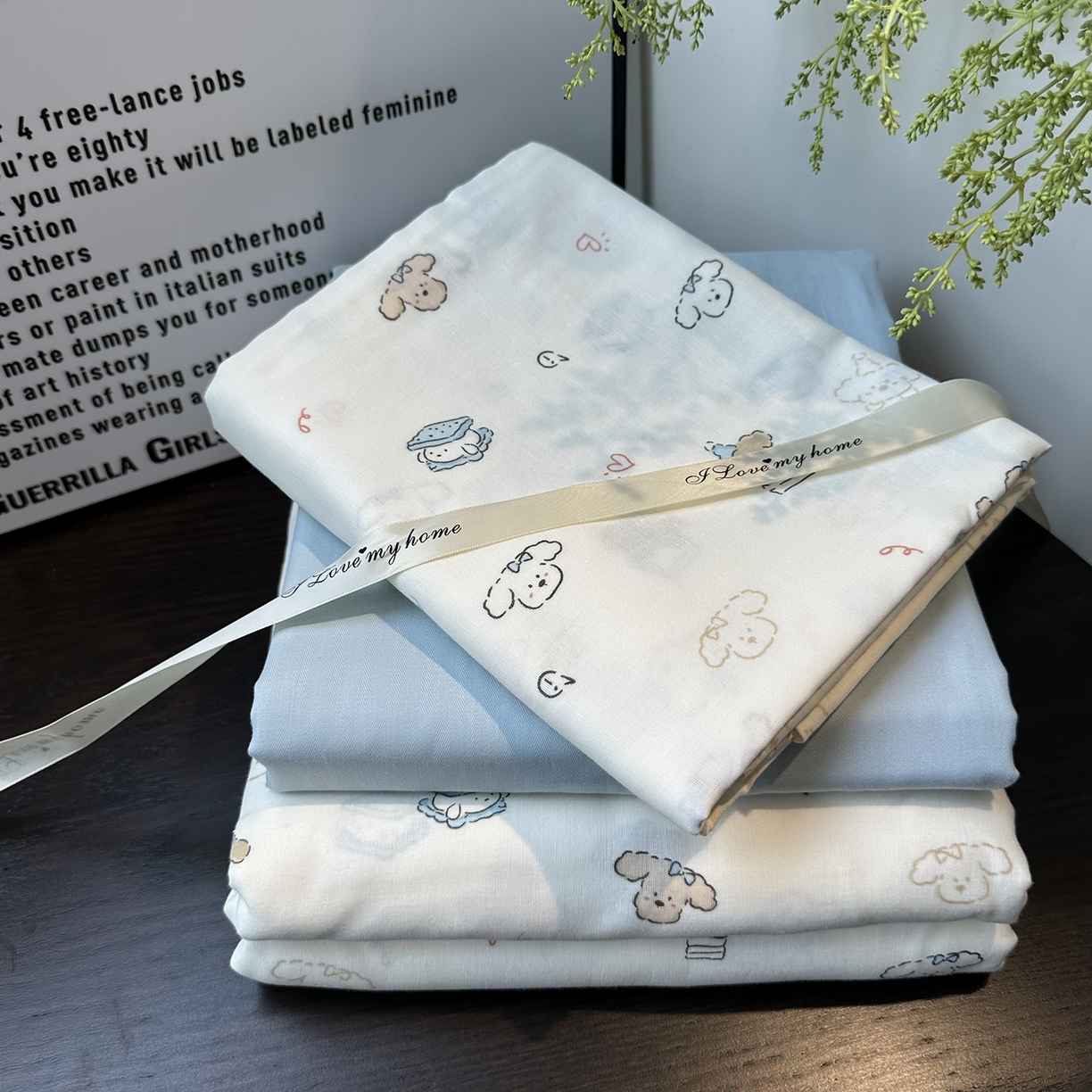 91家纺网 家纺一手货源 找家纺 麦伦家居 2025新款A类全棉纯棉有氧双层纱人字纹提花四件套 卷毛狗