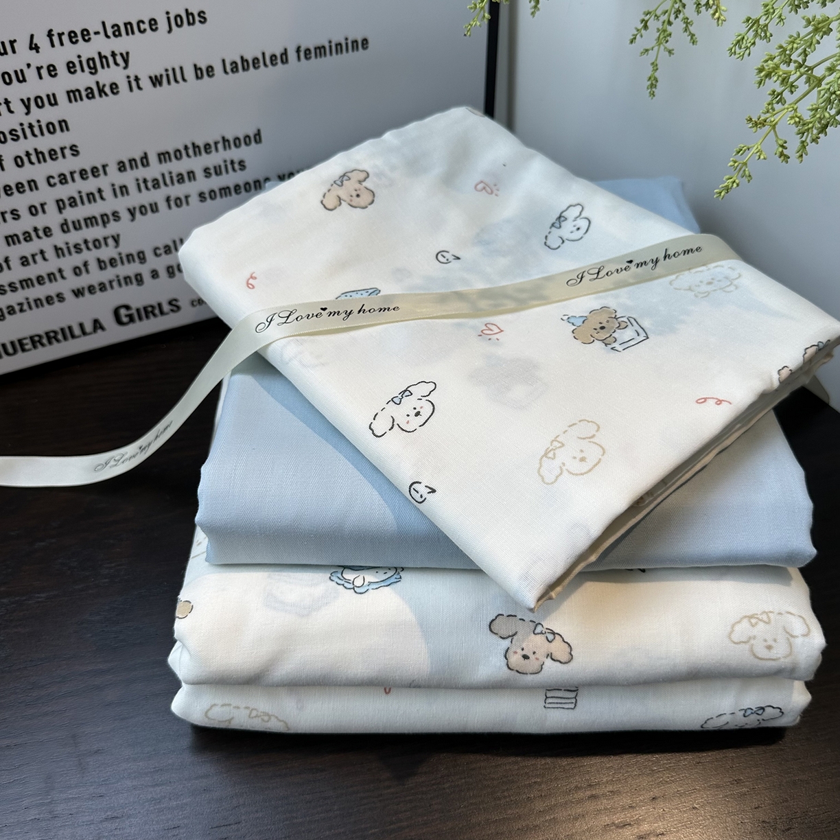 91家纺网 家纺一手货源 找家纺 麦伦家居 2025新款A类全棉纯棉有氧双层纱人字纹提花四件套 卷毛狗