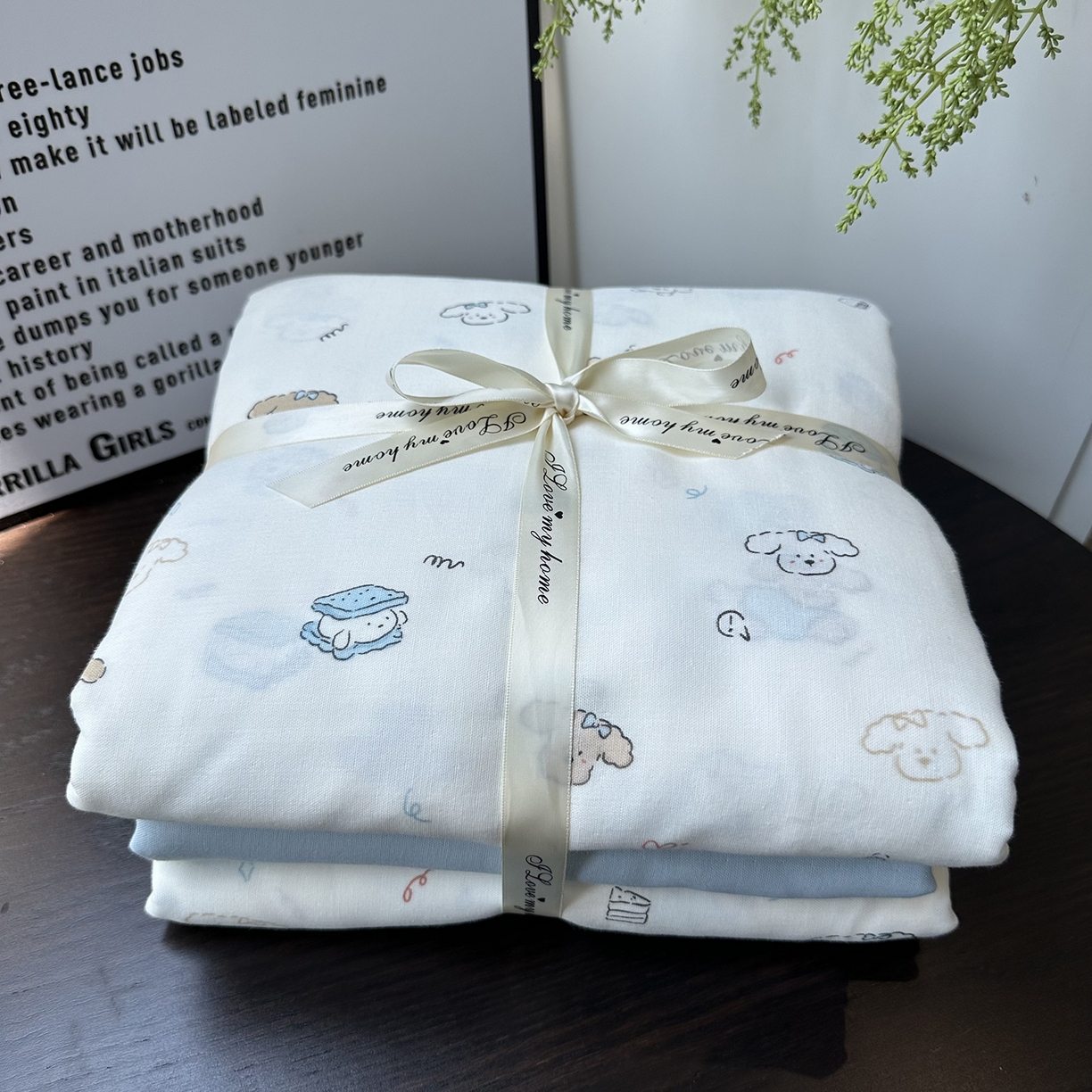 91家纺网 家纺一手货源 找家纺 麦伦家居 2025新款A类全棉纯棉有氧双层纱人字纹提花四件套 卷毛狗