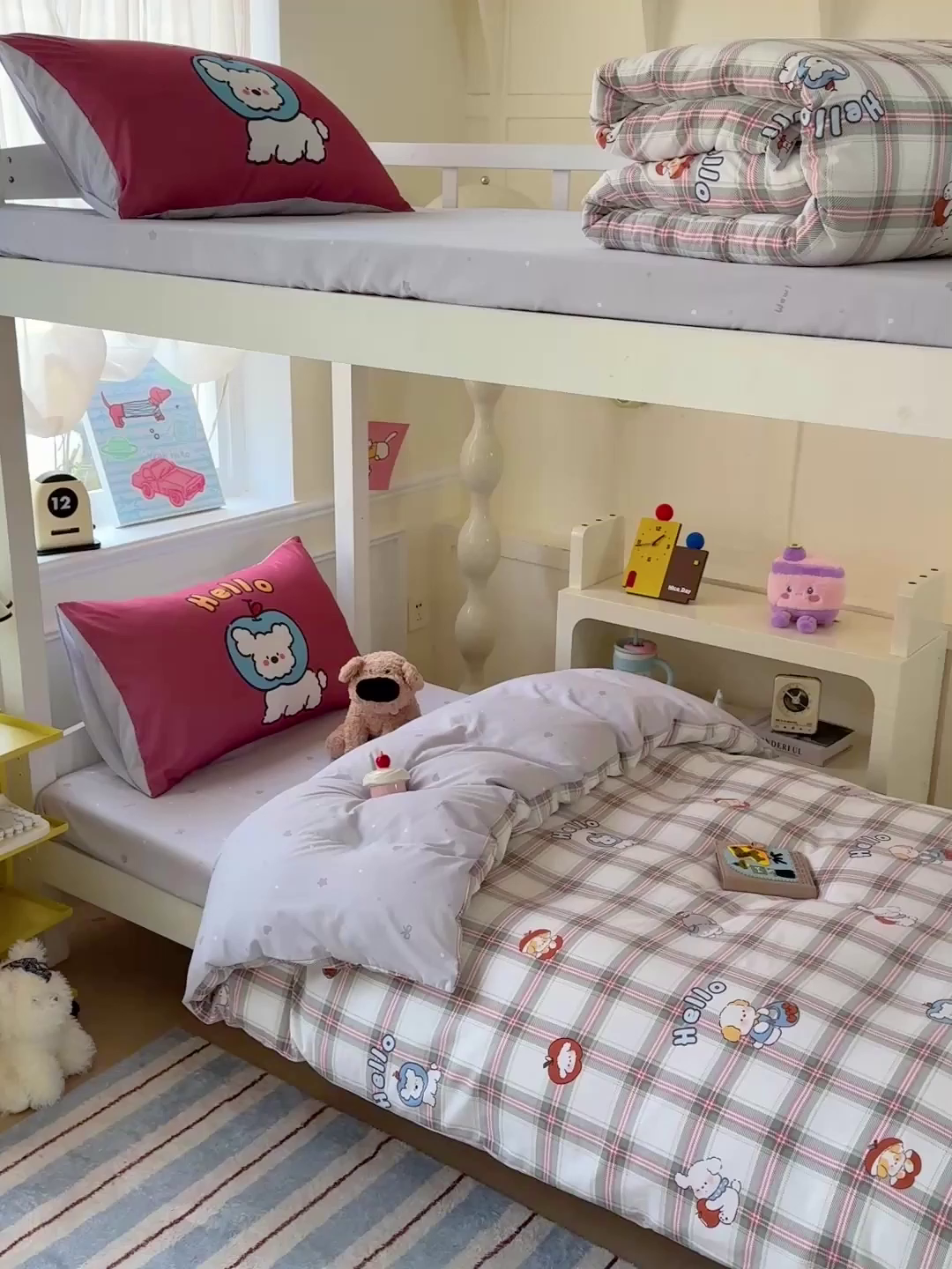 91家纺网 家纺一手货源 找家纺 港岛妹妹 2025新款软柔棉105g大版双面印花宿舍学生三件套上下铺三件套 复古绿格狗