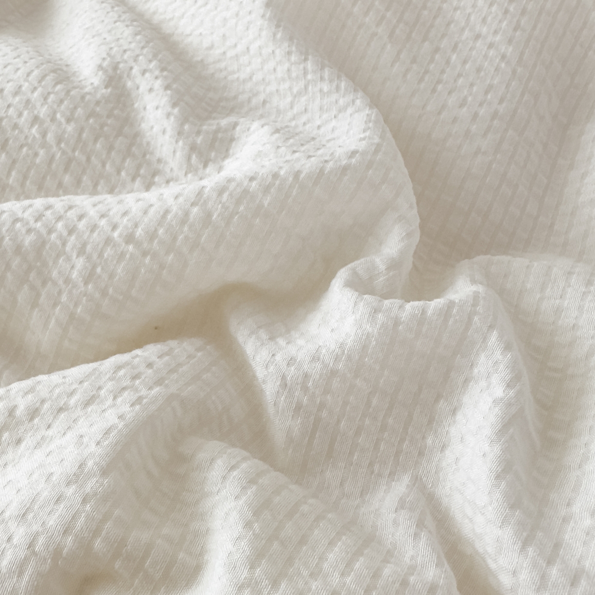 91家纺网 家纺一手货源 找家纺 尊妙被业 2025新品冬被被子被芯春秋被子母被直播批发夏被 -白