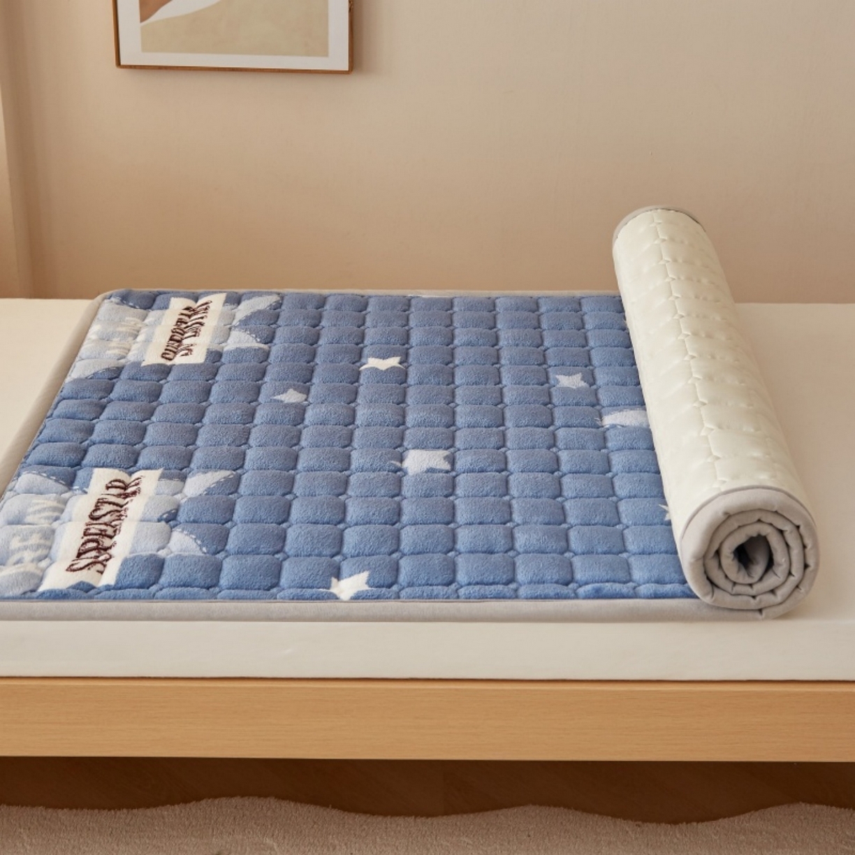 91家纺网 家纺一手货源 找家纺 奇丝雅 2025新款A类牛奶绒床褥床垫家用学生宿舍上下铺寝室软垫床护垫夹棉褥子-学生床垫 幸运星