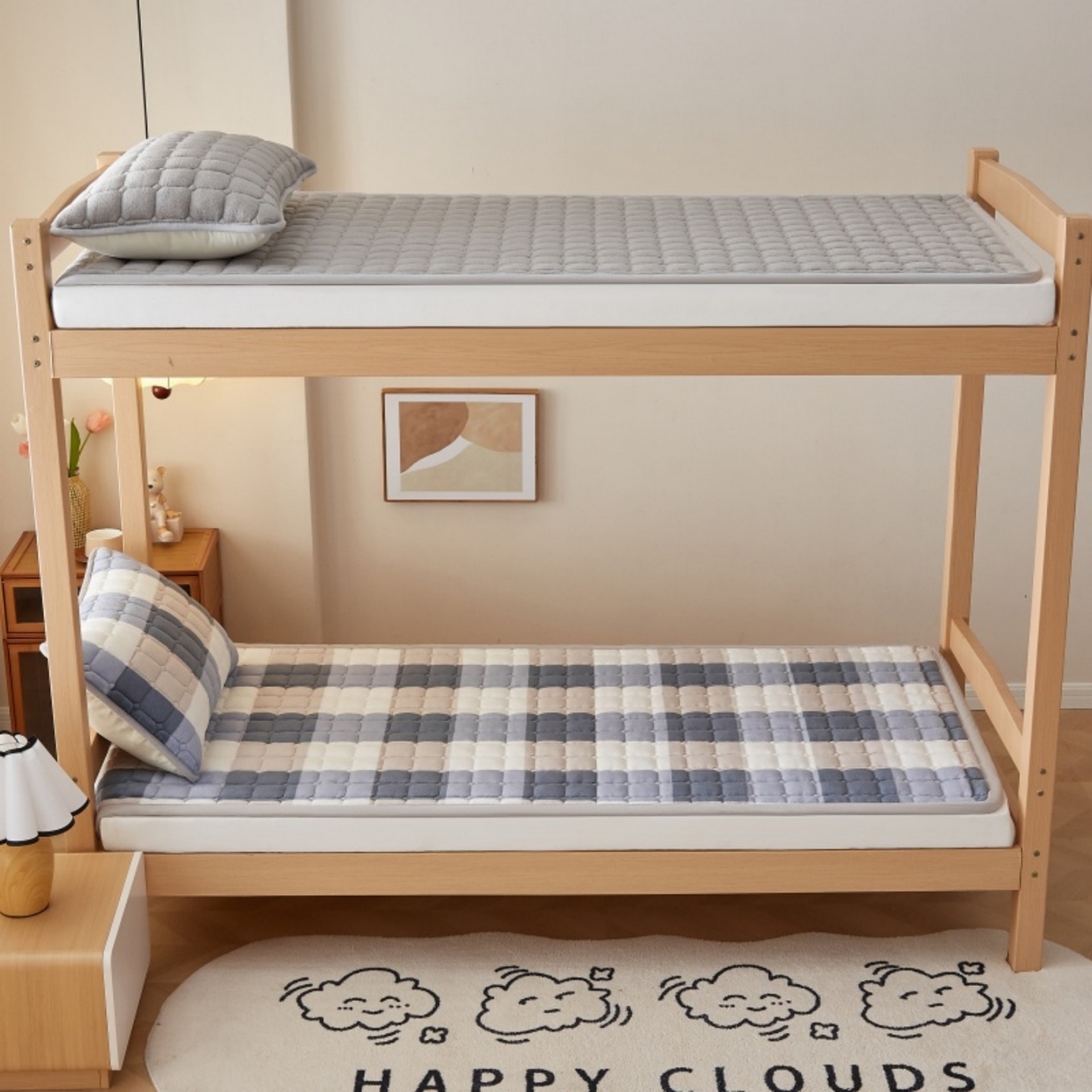 91家纺网 家纺一手货源 找家纺 奇丝雅 2025新款A类牛奶绒床褥床垫家用学生宿舍上下铺寝室软垫床护垫夹棉褥子-学生床垫 大蓝格